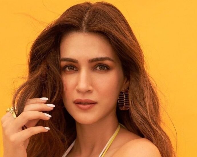 Kriti sanon skincare routine